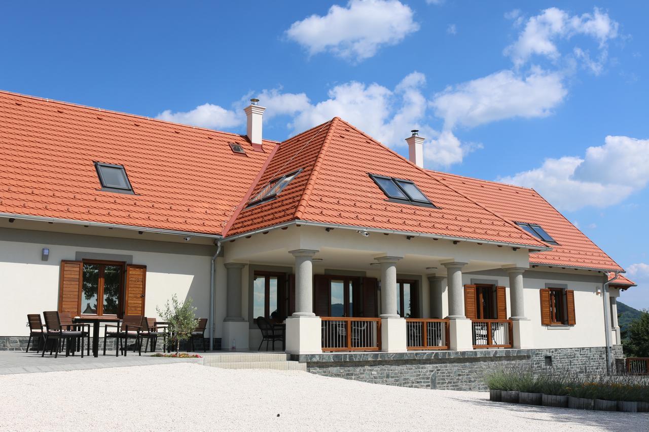 Gyulakeszi Villa Tolnay Vendeghaz מראה חיצוני תמונה